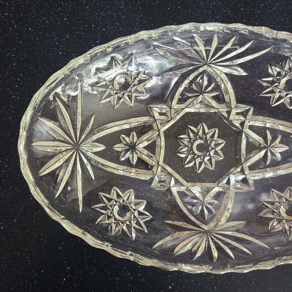 Vintage 1950s 1960s Pressed Patterned Glass Dishes Starburst Floral Fruit Styles - Picture 6 of 10